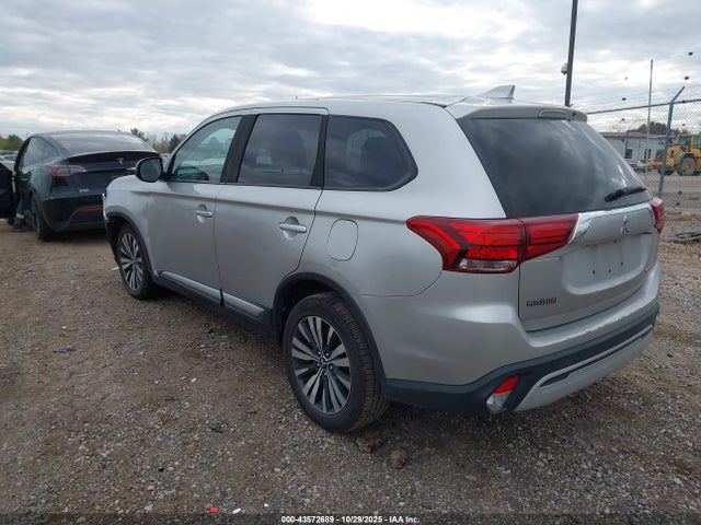 2019 MITSUBISHI OUTLANDER JA4AD2A35KZ021674 Photo 2