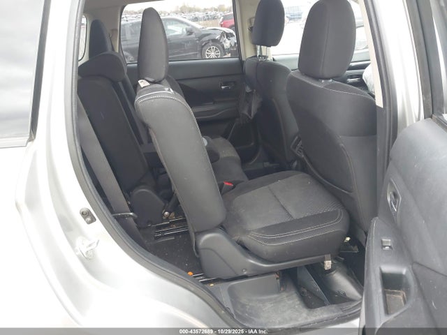 2019 MITSUBISHI OUTLANDER JA4AD2A35KZ021674 Photo 7
