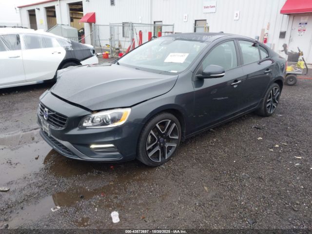 2017 VOLVO S60 YV126MFL5H2430326 Photo 1