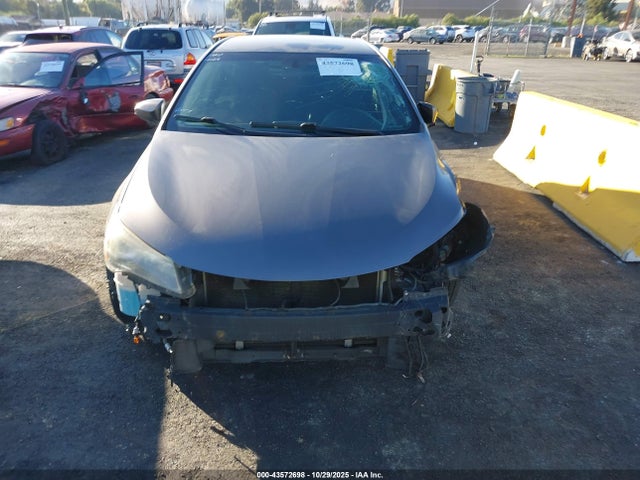 4T1BF1FK1FU889829 Toyota CAMRY SE