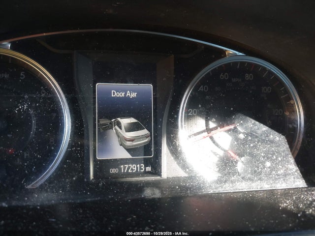 4T1BF1FK1FU889829 Toyota CAMRY SE