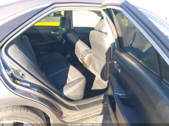 4T1BF1FK1FU889829 Toyota CAMRY SE