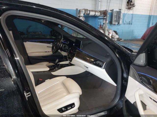 2018 BMW M550I WBAJB9C56JG464183 Photo 4