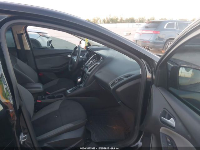 2014 FORD FOCUS 1FADP3F22EL195862 Photo 4