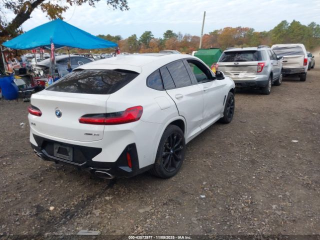2022 BMW X4 5UX33DT00N9J91072 Photo 3