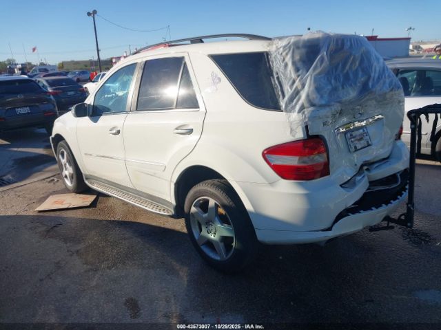 2008 MERCEDES-BENZ ML 550 4JGBB72E68A398790 Photo 2