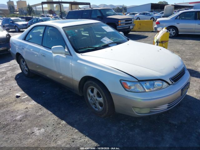 1997 LEXUS ES 300 JT8BF22G7V0045617