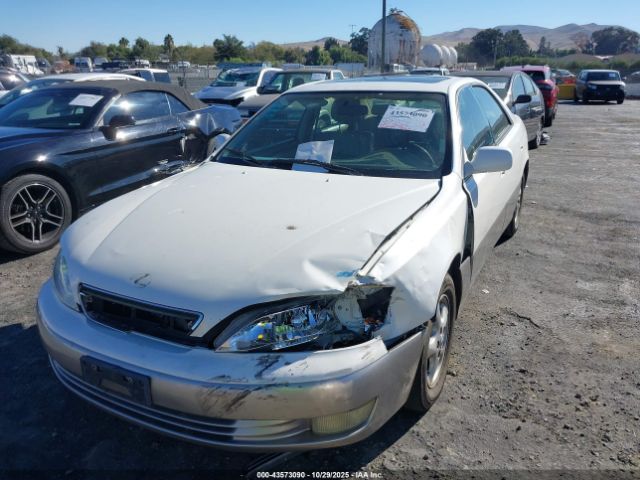 1997 LEXUS ES 300 JT8BF22G7V0045617 Photo 5
