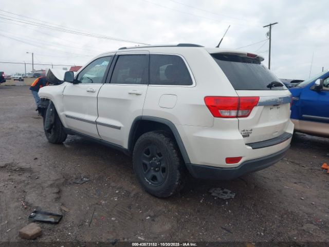 2011 JEEP GRAND CHEROKEE 1J4RR4GG9BC510334 Photo 2