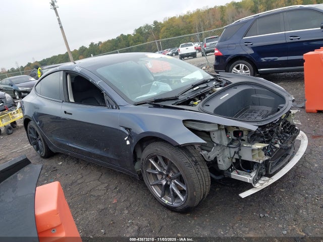 2022 TESLA MODEL 3 5YJ3E1EB8NF354677 Photo 0