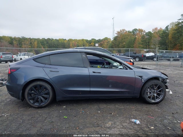 43573210 :رقم المزاد ، 5YJ3E1EB8NF354677 vin ، 2022 Tesla Model 3 Long Range Dual Motor All-wheel Drive مزاد بيع