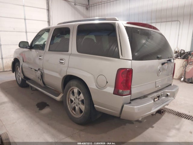 2006 CADILLAC ESCALADE 1GYEK63N56R130557 Photo 2