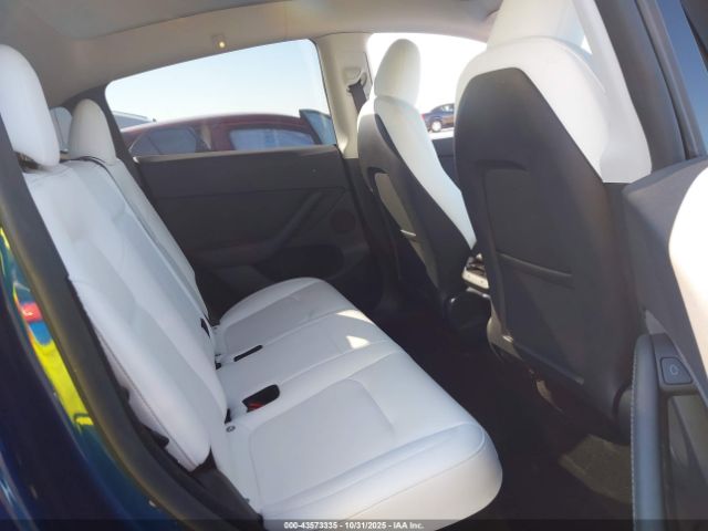 2023 TESLA MODEL Y 7SAYGDEE6PF804134 Photo 7