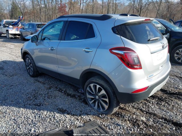 2022 BUICK ENCORE KL4CJESM2NB520780 Photo 2