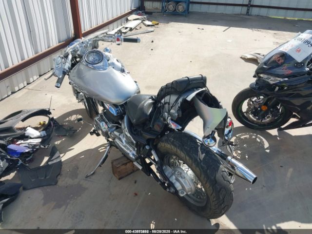 2004 YAMAHA XVS1100 JYAVP11E24A050279 Photo 2