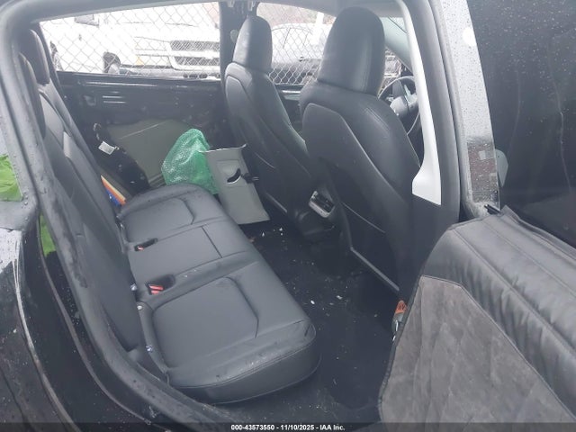2025 TESLA MODEL Y 7SAYGDEE4SA337933 Photo 7