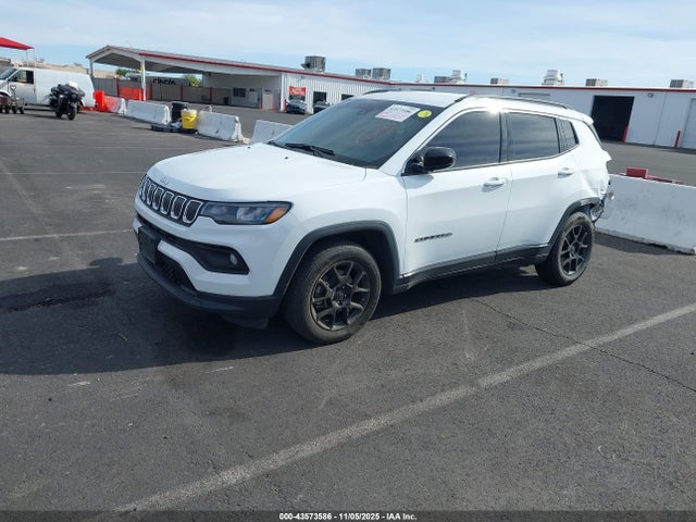 Jeep Compass Latitude Fwd 2022 3C4NJCBB0NT235026 Image 2