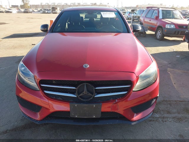 55SWF4JB7JU276810 Mercedes-Benz C 300