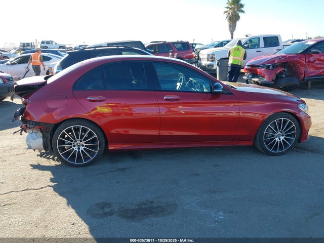 55SWF4JB7JU276810 Mercedes-Benz C 300