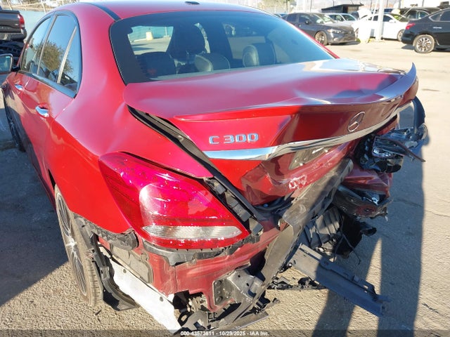 55SWF4JB7JU276810 Mercedes-Benz C 300