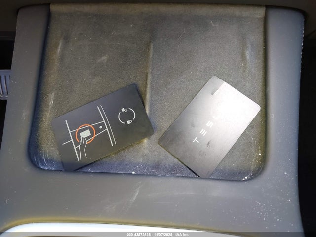 2023 TESLA MODEL 3 5YJ3E1EA8PF617986 Photo 10