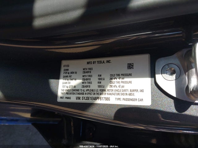 2023 TESLA MODEL 3 5YJ3E1EA8PF617986 Photo 8