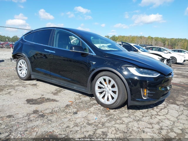 2019 TESLA MODEL X 5YJXCAE24KF154544 Photo 0