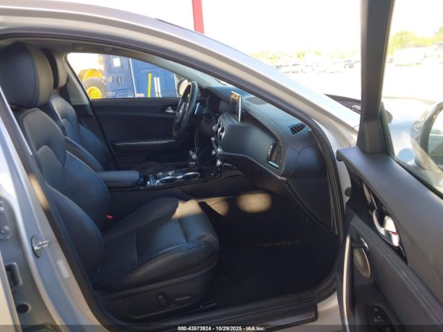 2018 KIA STINGER KNAE25LA2J6023762 Photo 4