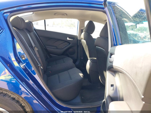 2017 KIA FORTE 3KPFK4A7XHE050611 Photo 7