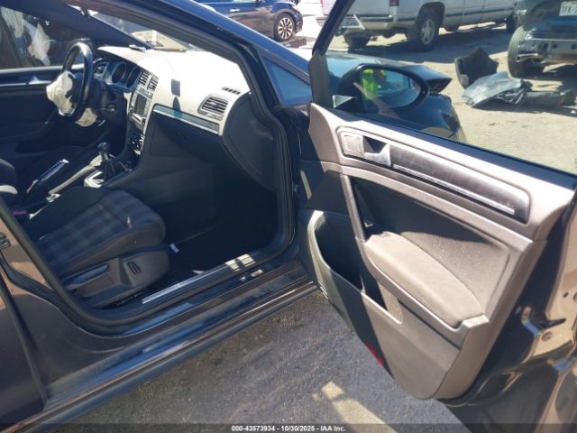 2017 VOLKSWAGEN GOLF GTI 3VW5T7AU9HM037951 Photo 4