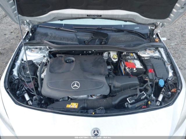 2019 MERCEDES-BENZ CLA 250 WDDSJ4EB3KN749359 Photo 9