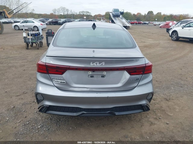 43573962 :رقم المزاد ، 3KPF54AD5PE542331 vin ، 2023 Kia Forte Gt-line مزاد بيع