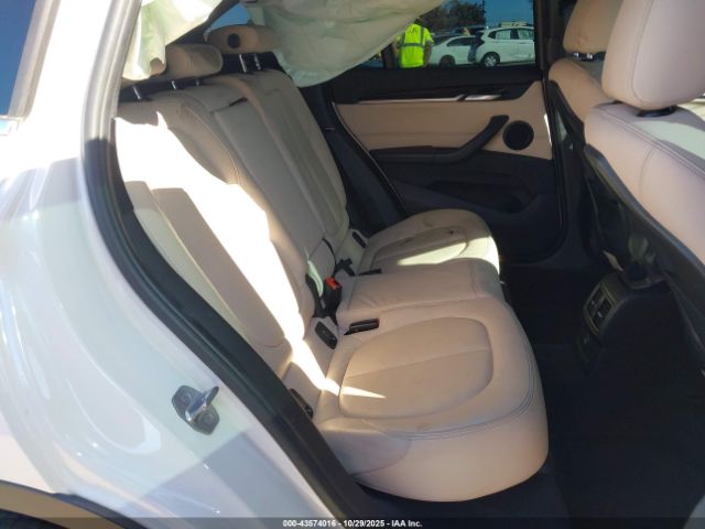 2017 BMW X1 WBXHT3C31H5F71261 Photo 7