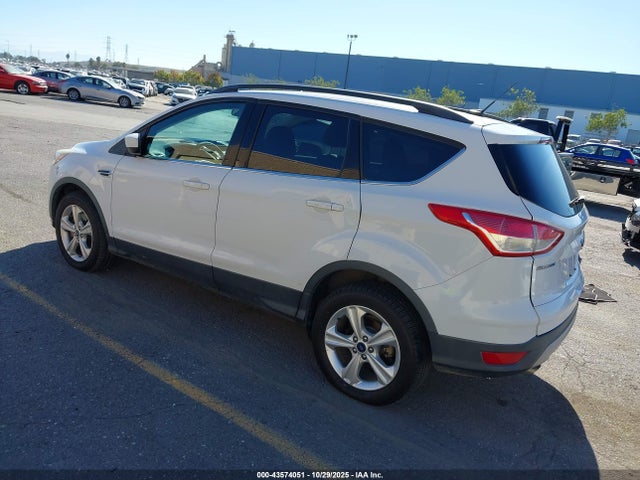 Продаж на аукціоні авто 2015 Ford Escape Se, vin: 1FMCU9GX2FUB07783, номер лоту: 43574051