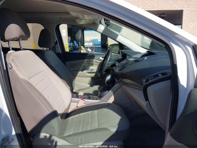 Продаж на аукціоні авто 2015 Ford Escape Se, vin: 1FMCU9GX2FUB07783, номер лоту: 43574051