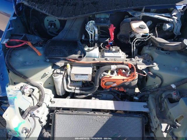 2024 TESLA MODEL Y 7SAYGDEE7RA323793 Photo 9