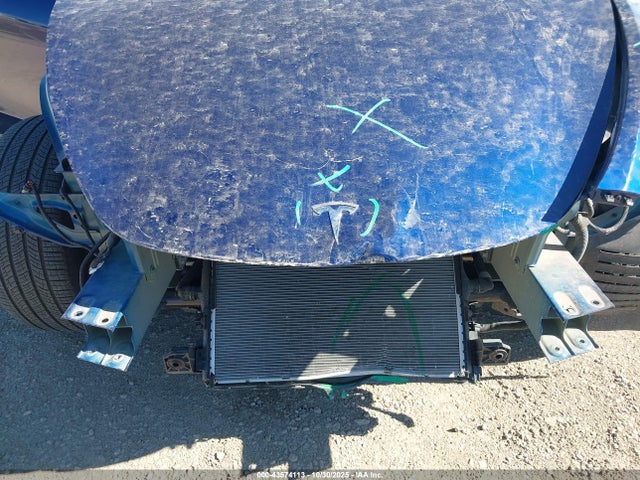 2024 TESLA MODEL Y 7SAYGDEE7RA323793 Photo 5