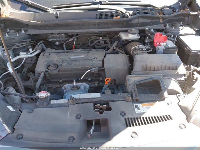2HKRW5H37JH422823 Honda CR-V LX