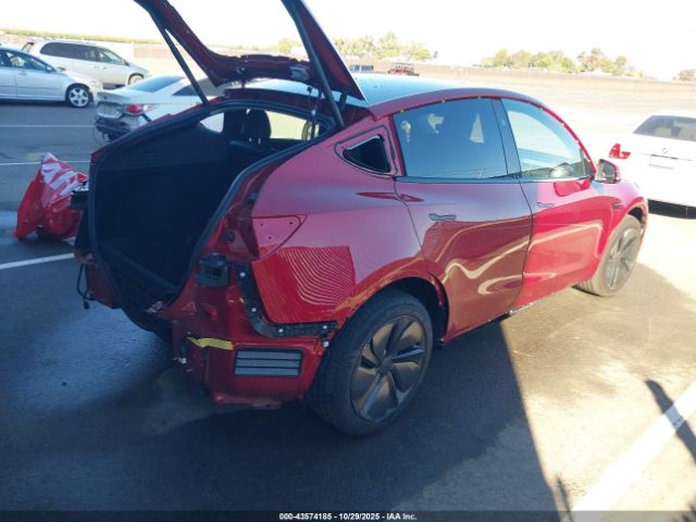 2026 TESLA MODEL Y 7SAYGDEE7TF370414 Photo 3