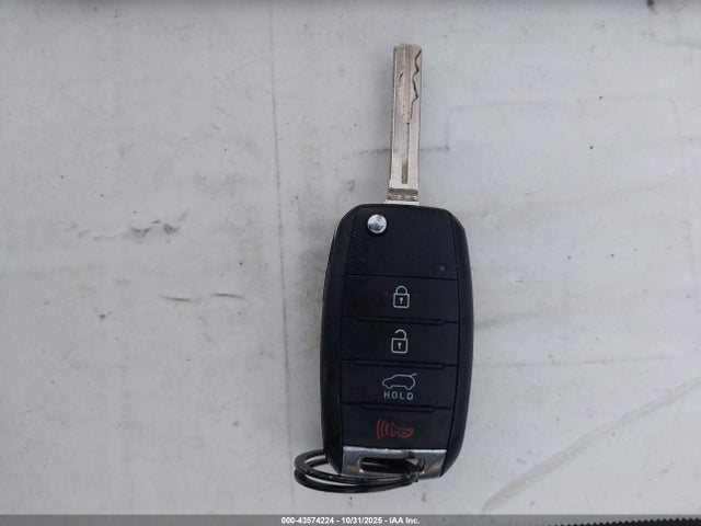 43574224 :رقم المزاد ، KNDJN2A20H7482103 vin ، 2017 Kia Soul مزاد بيع