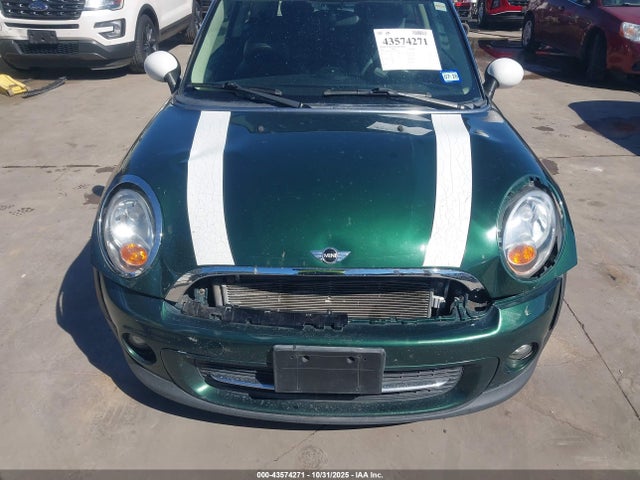 2012 MINI COOPER WMWSU3C58CT259681 Photo 5