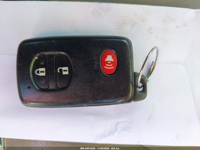 43574325 :رقم المزاد ، JTDZN3EU9D3188415 vin ، 2013 Toyota Prius V Five مزاد بيع