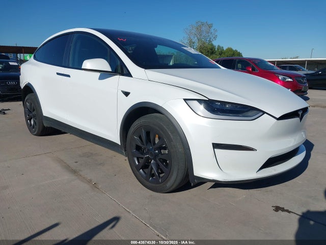 2022 TESLA MODEL X 7SAXCBE58NF343818 Photo 0
