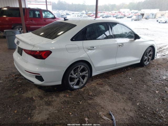 2022 AUDI A3 WAUBUDGY9NA024294 Photo 3