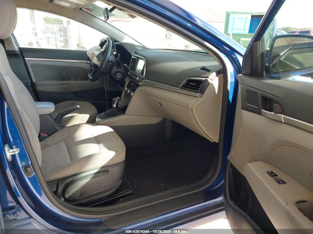 Продаж на аукціоні авто 2020 Hyundai Elantra Sel, vin: 5NPD84LF9LH544151, номер лоту: 43574346