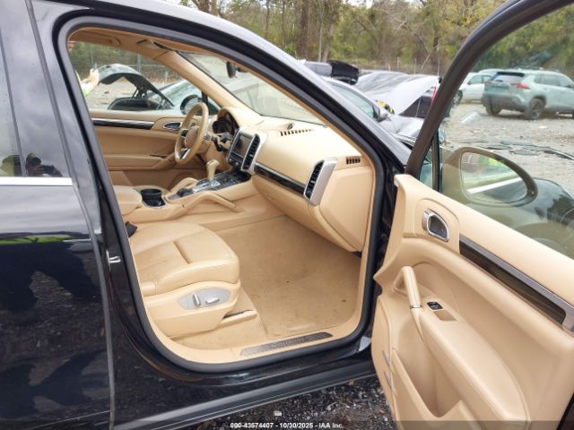 2016 PORSCHE CAYENNE WP1AA2A22GLA08072 Photo 4