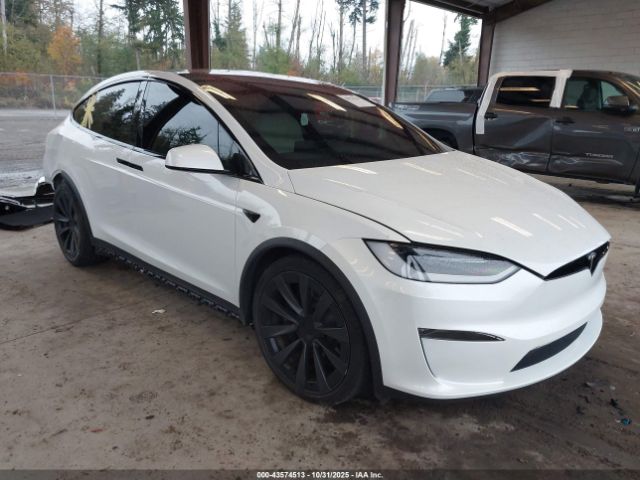 2023 TESLA MODEL X 7SAXCBE56PF383611 Photo 0