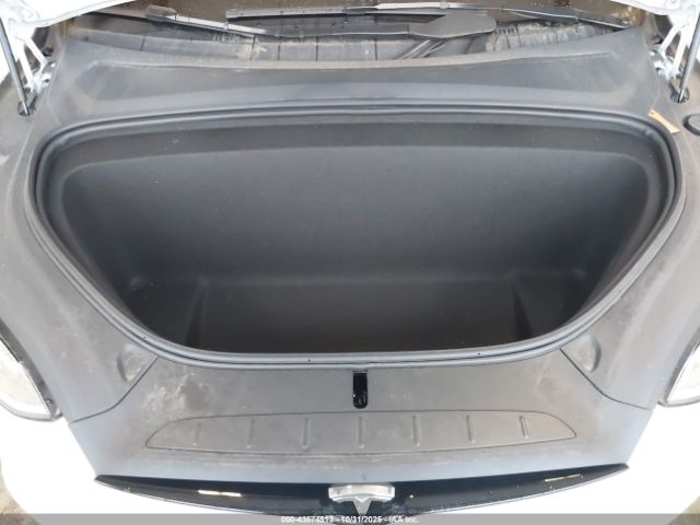 2023 TESLA MODEL X 7SAXCBE56PF383611 Photo 9