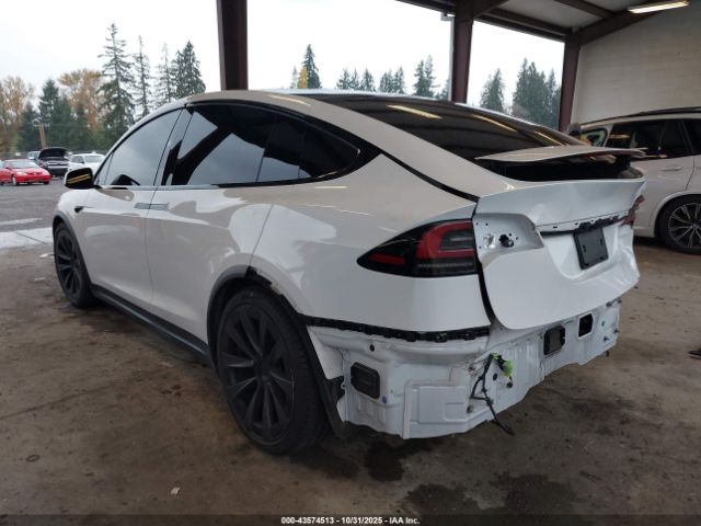 2023 TESLA MODEL X 7SAXCBE56PF383611 Photo 2