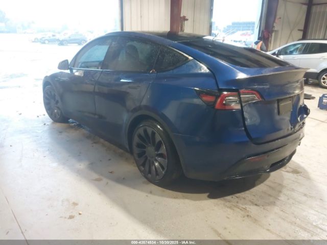 2021 TESLA MODEL Y 5YJYGDEF1MF201786 Photo 2